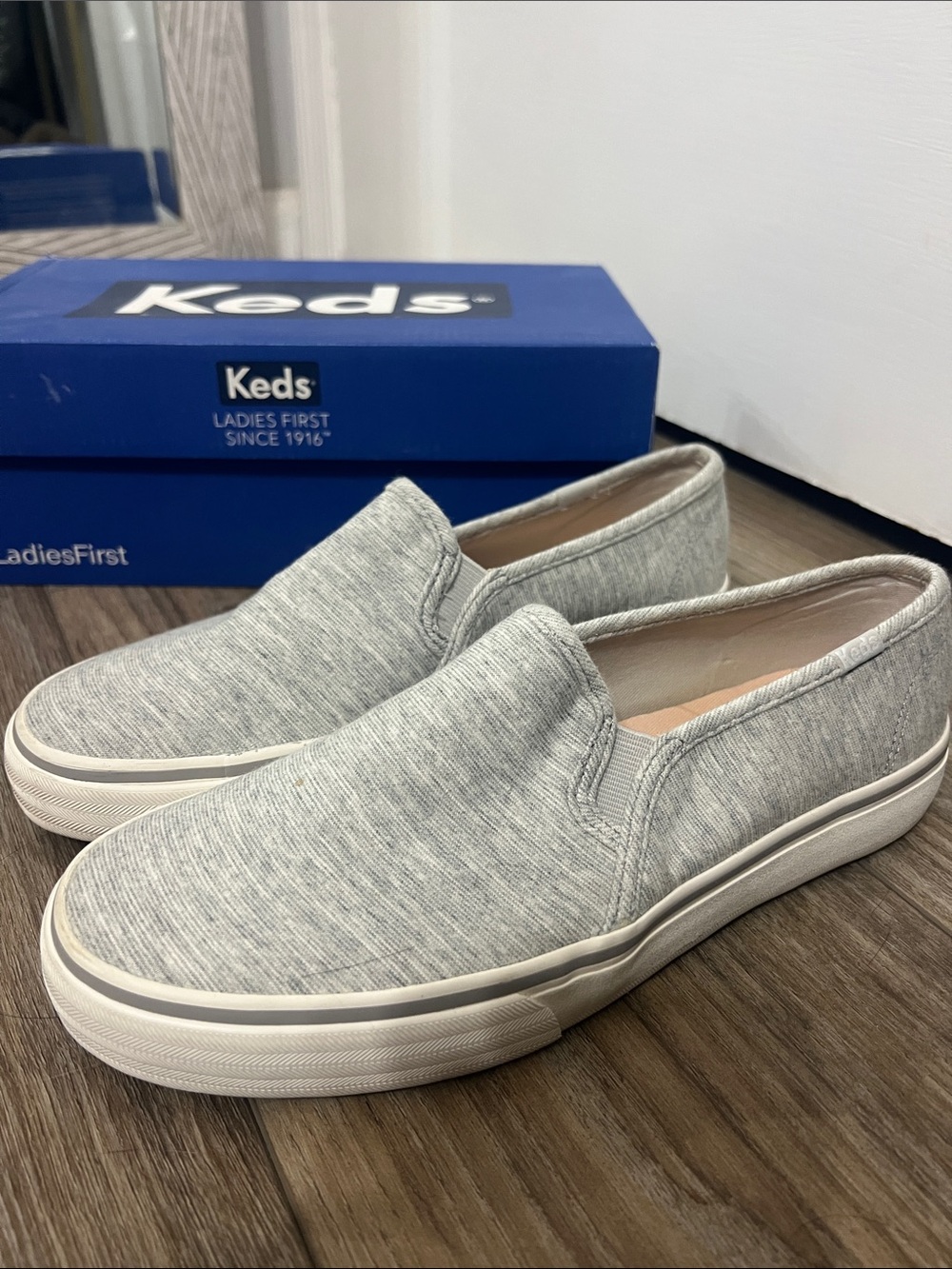 Keds grey women’s 8 shoes